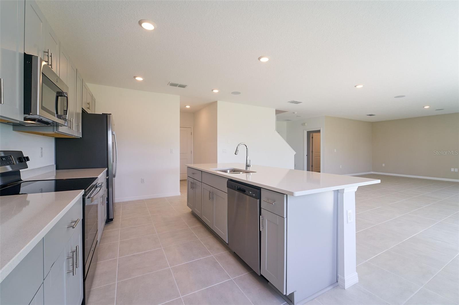 Image 25 of 72 For 2575 Driftwood Street