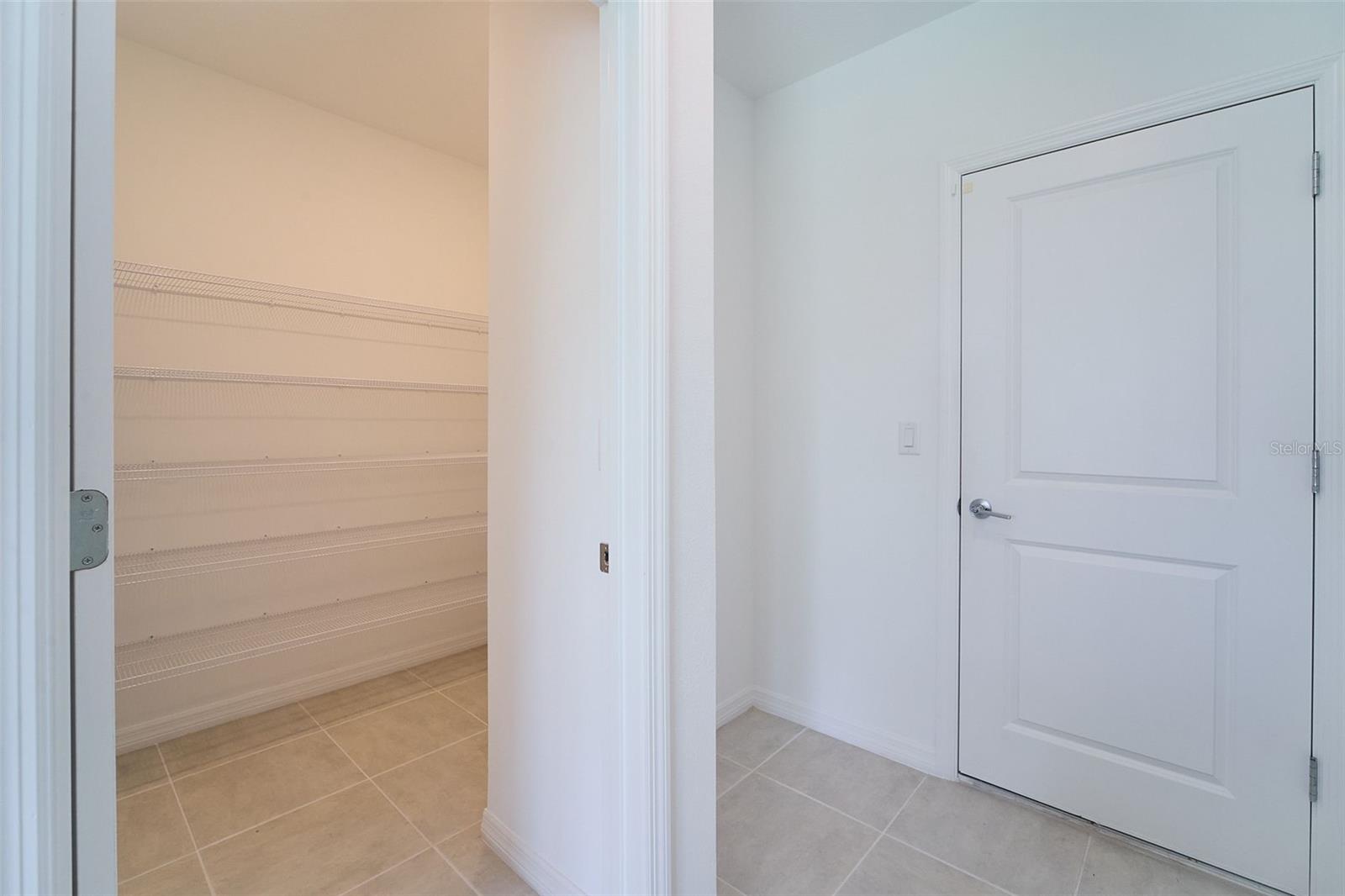 Image 31 of 72 For 2575 Driftwood Street