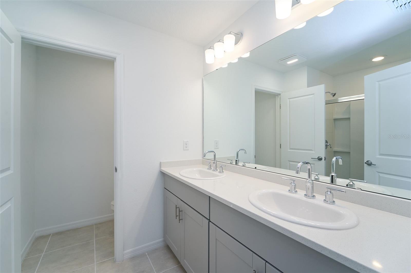 Image 51 of 72 For 2575 Driftwood Street