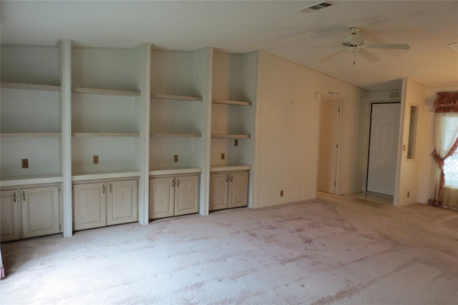 Image 17 of 58 For 36603 Jodi Avenue