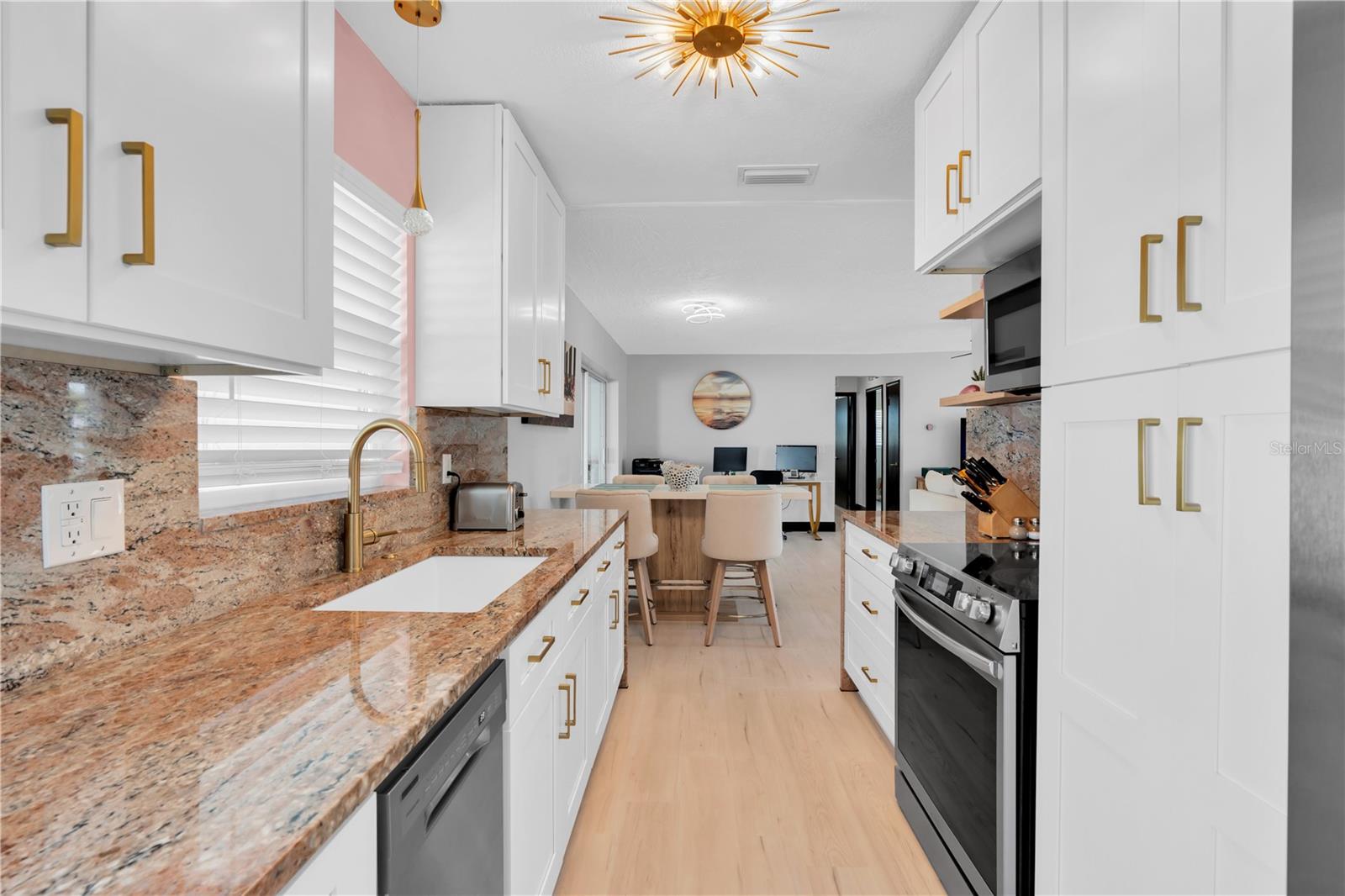 Image 11 of 41 For 2336 Nash Street