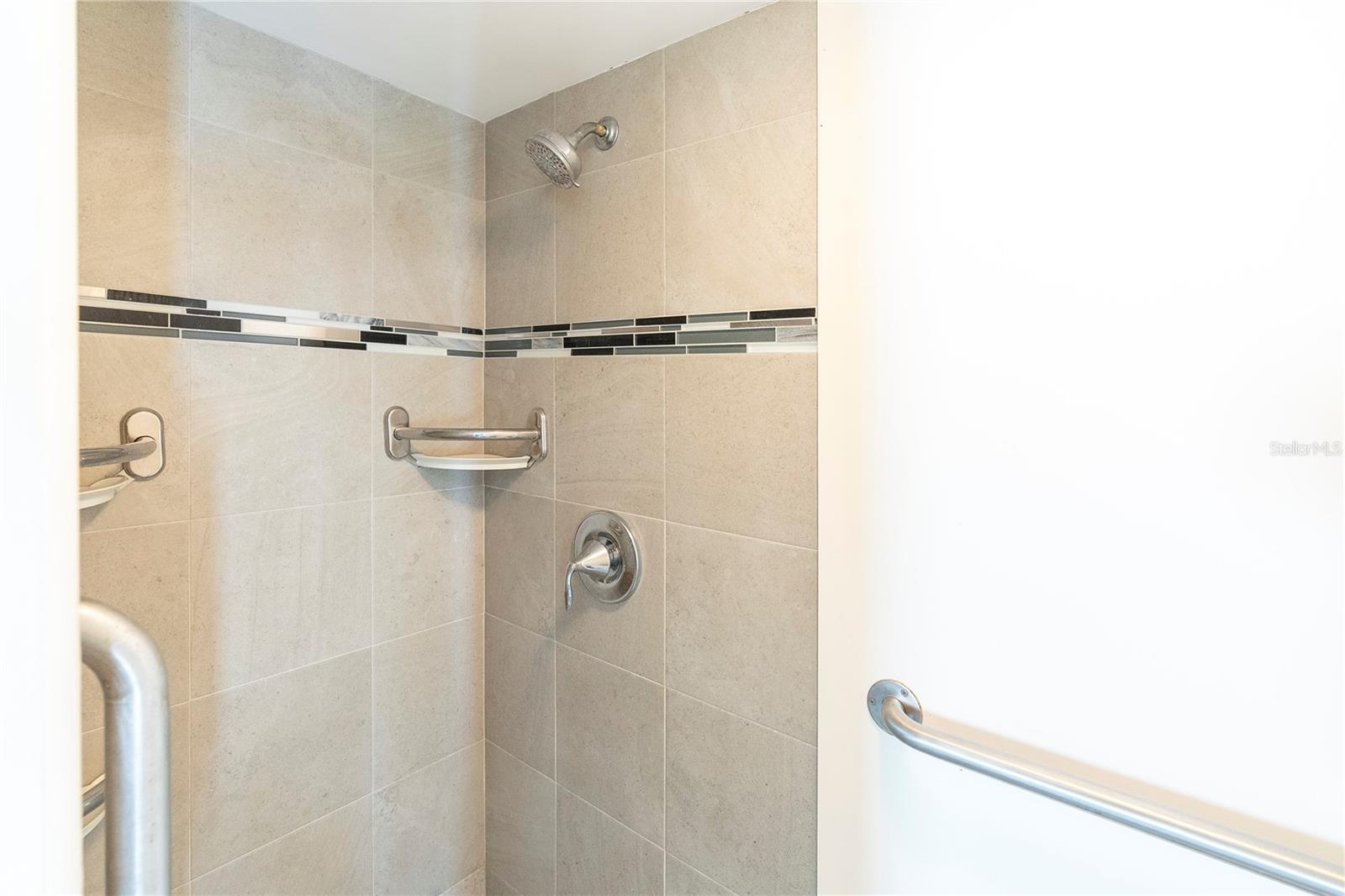 Image 25 of 41 For 2336 Nash Street