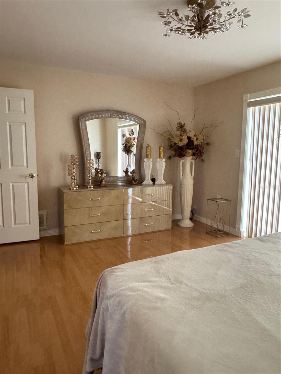 Image 9 of 11 For 9201 Barrington Lane