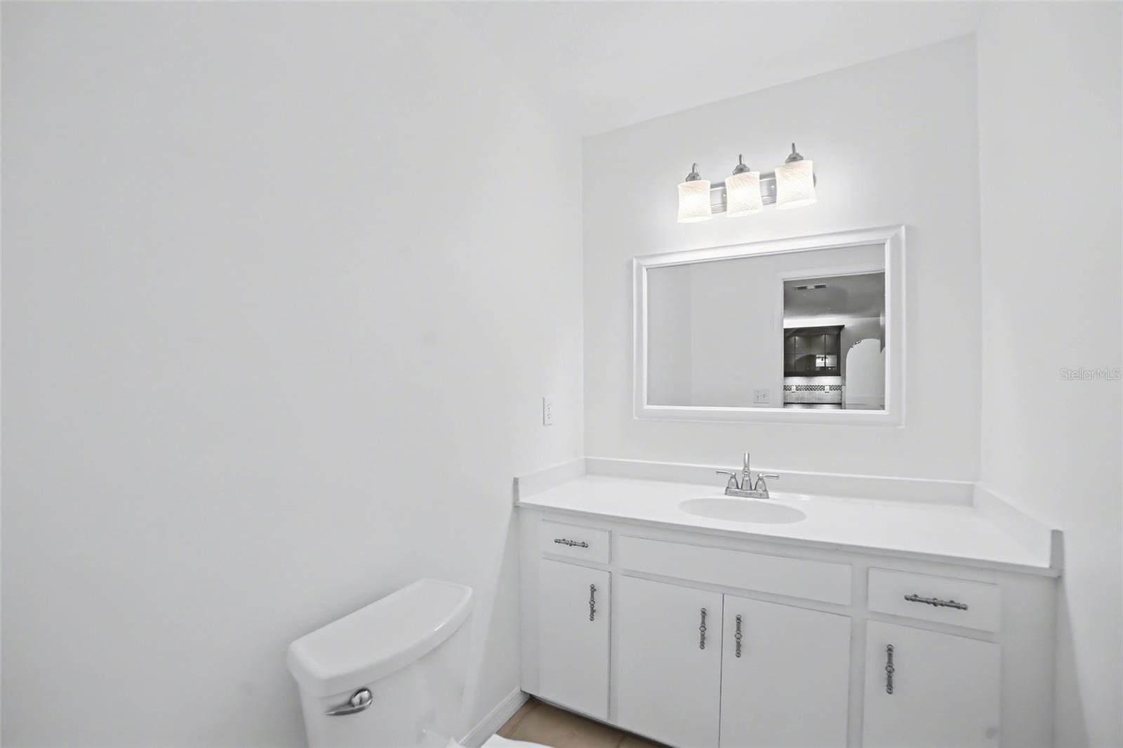 Image 22 of 32 For 7918 Cypress Lake Drive