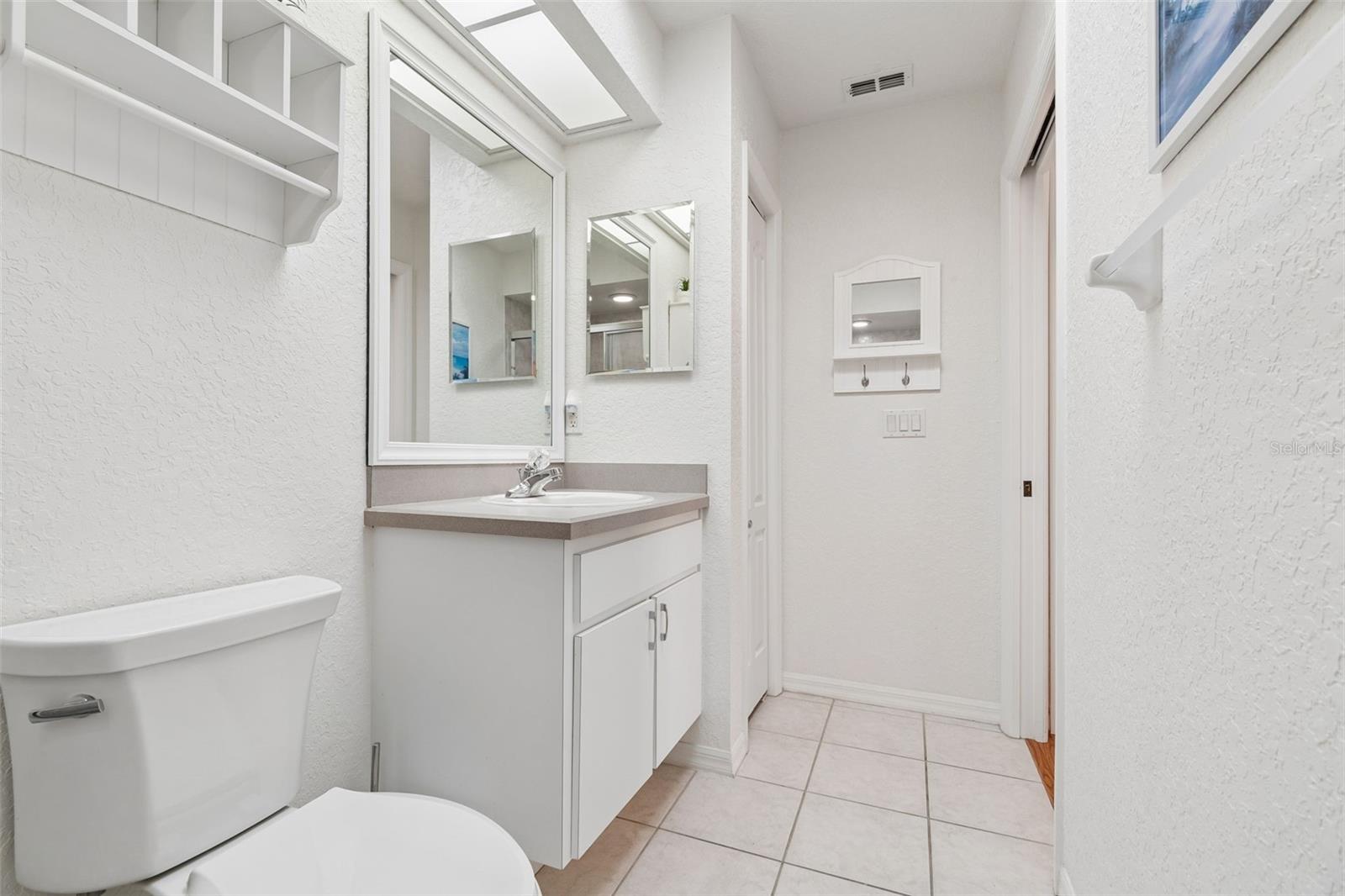 Image 16 of 57 For 284 Royal Palm Way