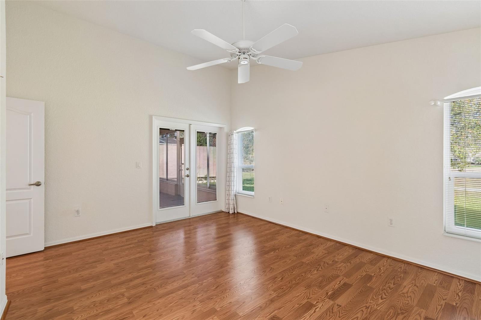 Image 32 of 57 For 284 Royal Palm Way