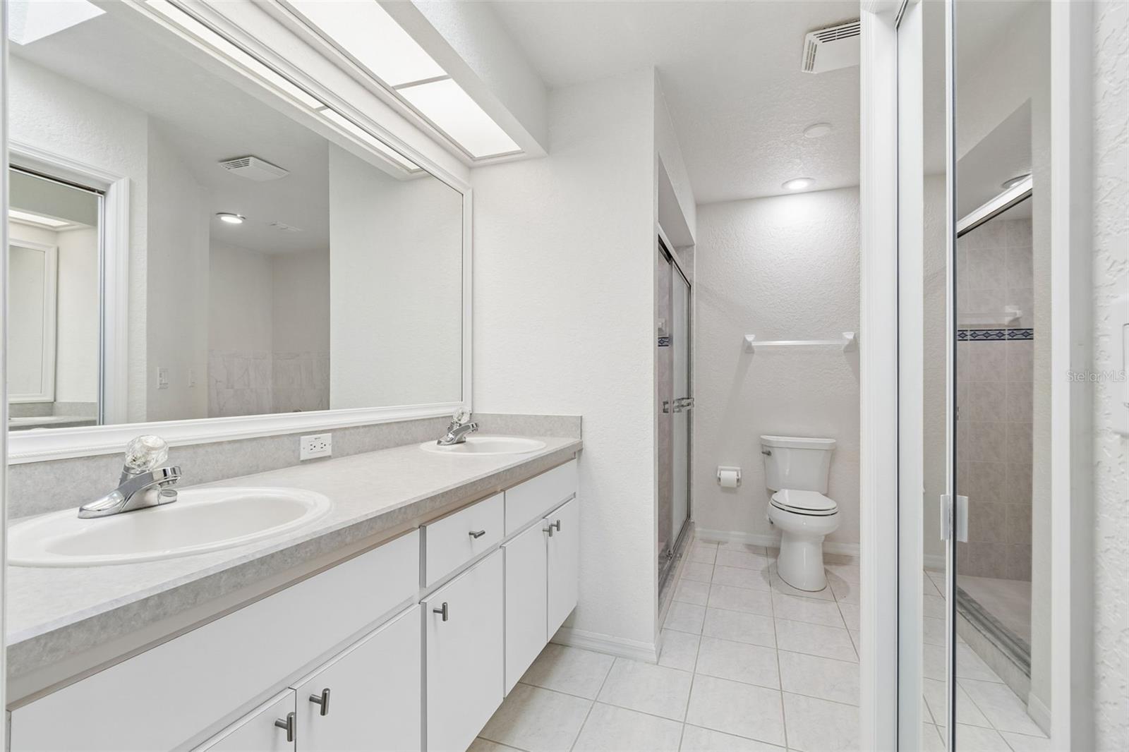 Image 33 of 57 For 284 Royal Palm Way