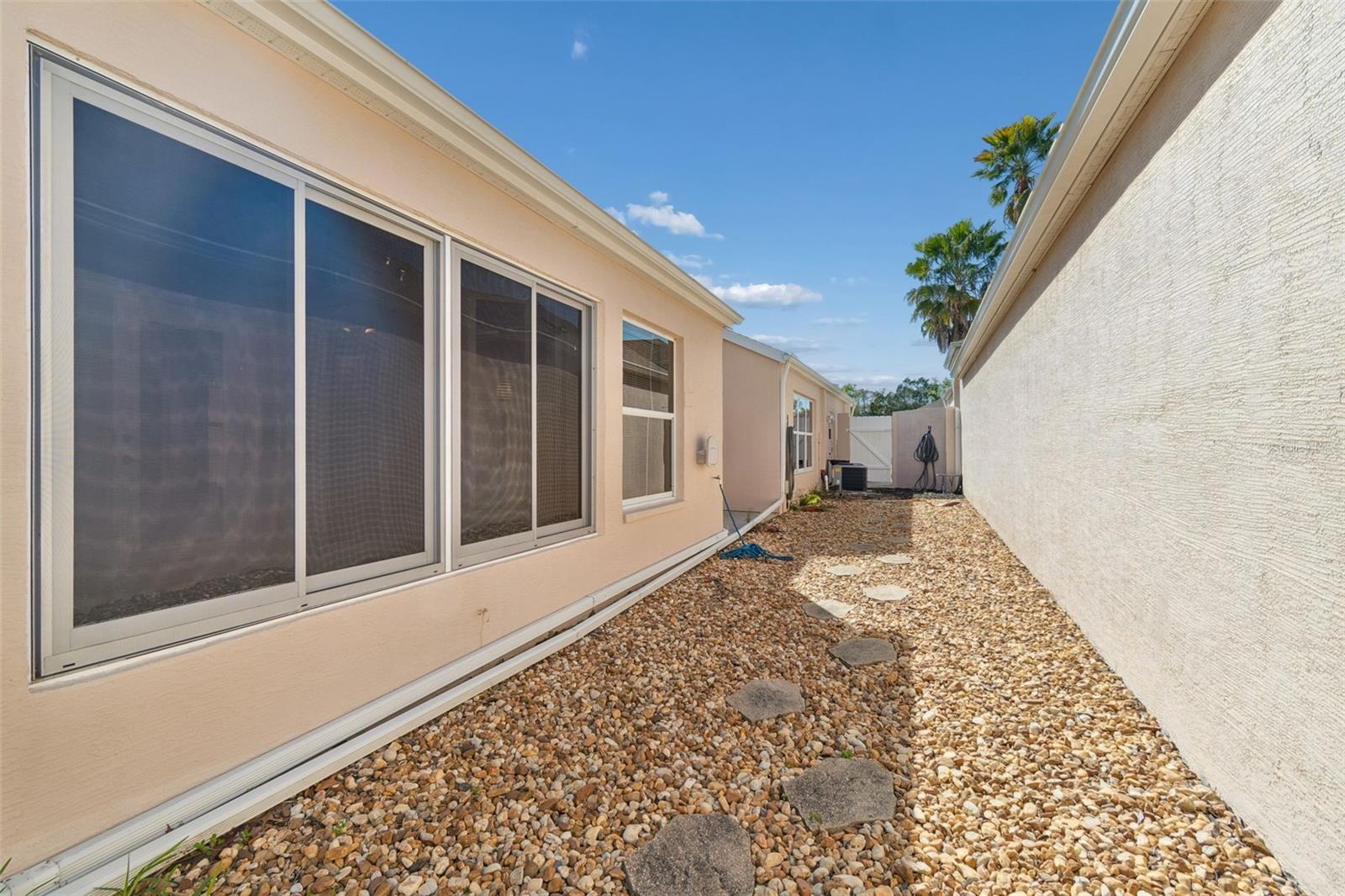 Image 44 of 57 For 284 Royal Palm Way