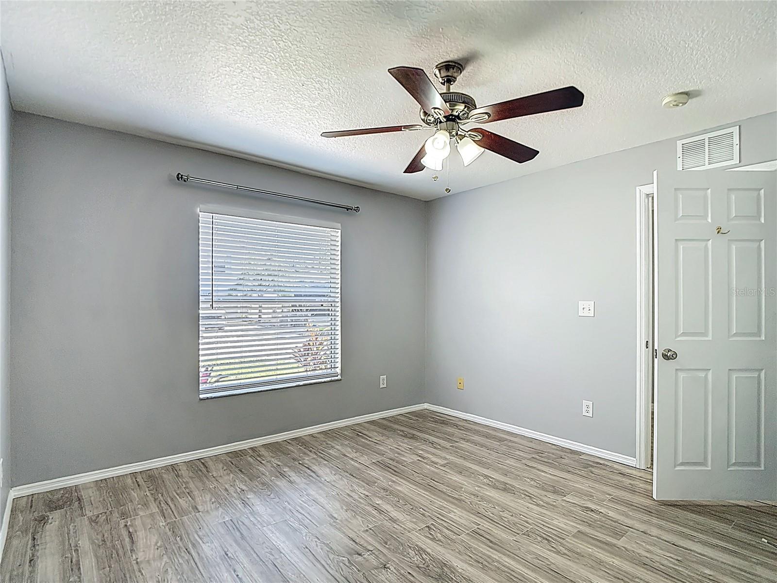 Image 25 of 73 For 14034 Noble Park Drive