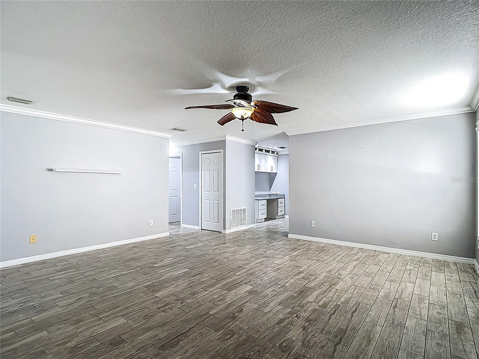 Image 49 of 73 For 14034 Noble Park Drive