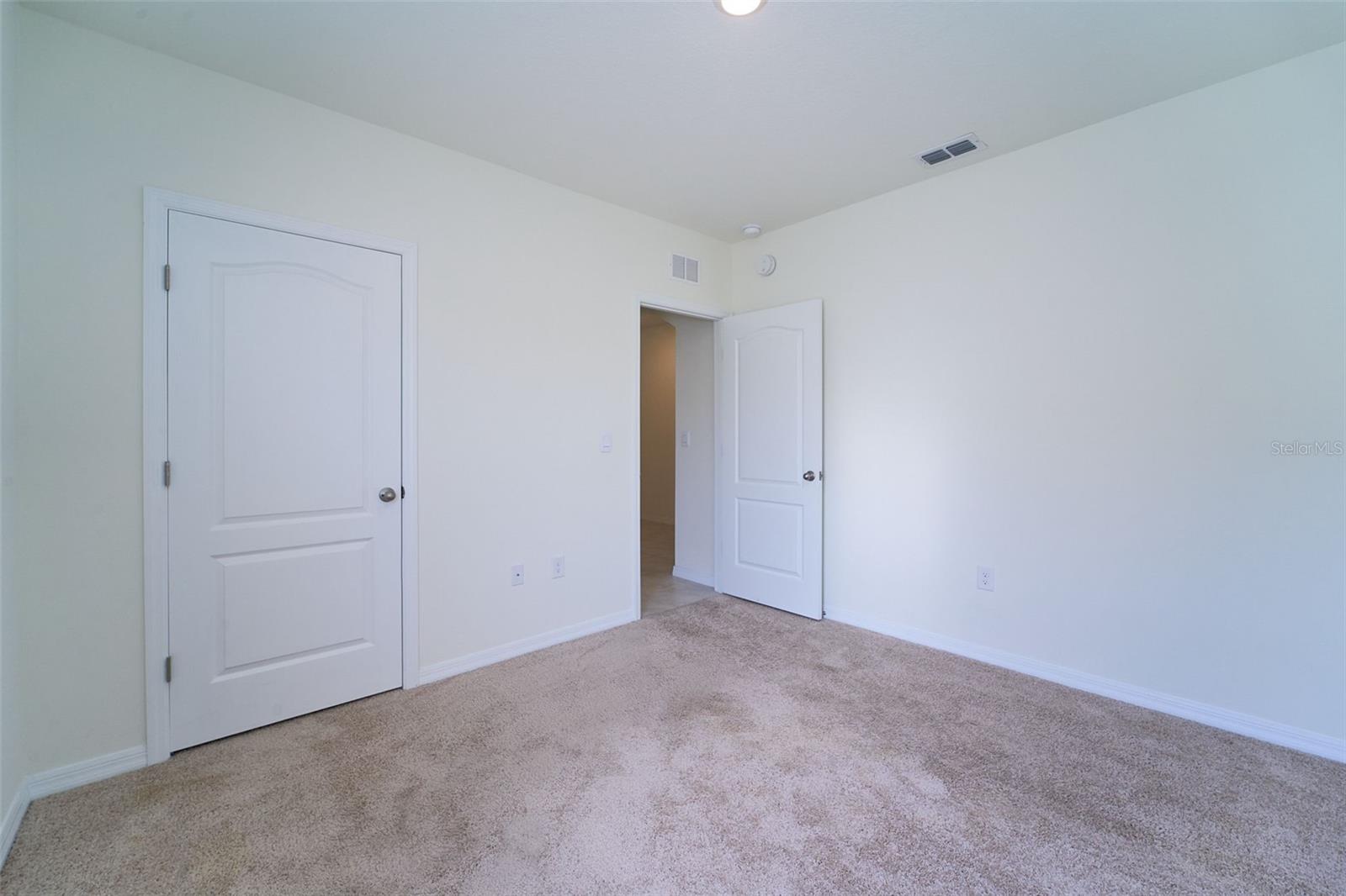 Image 14 of 53 For 167 Auburn Grove Boulevard