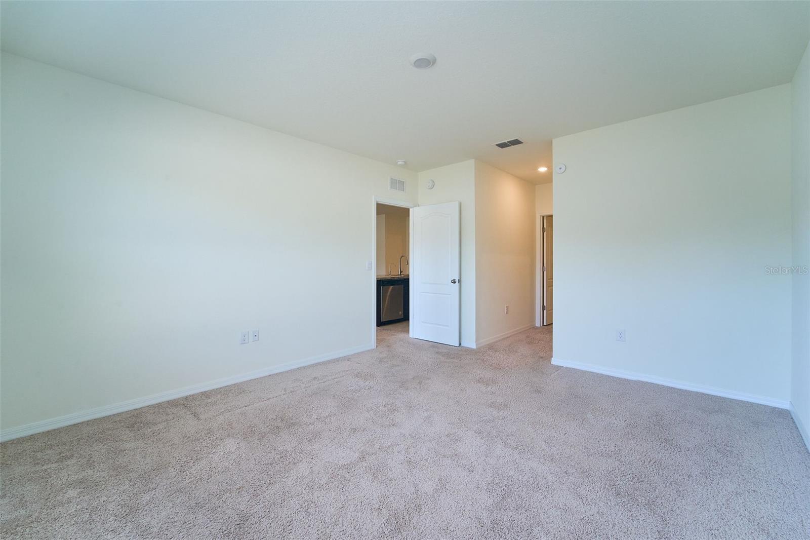 Image 31 of 53 For 167 Auburn Grove Boulevard