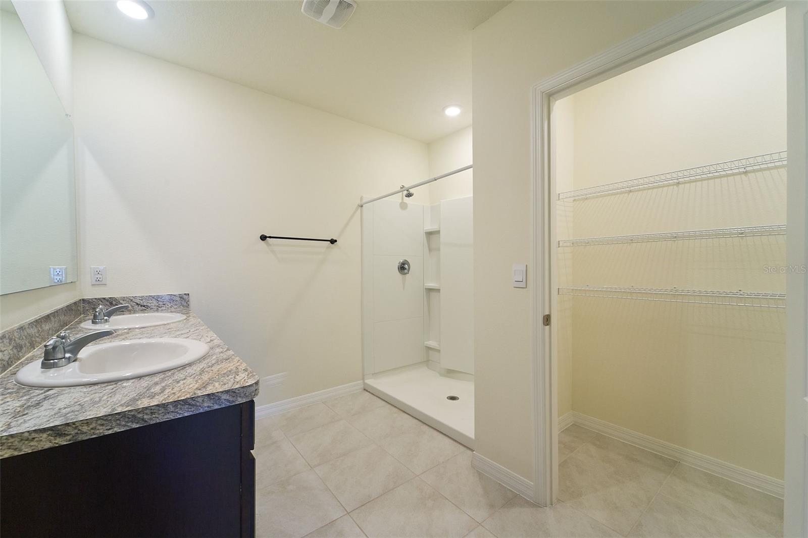 Image 35 of 53 For 167 Auburn Grove Boulevard