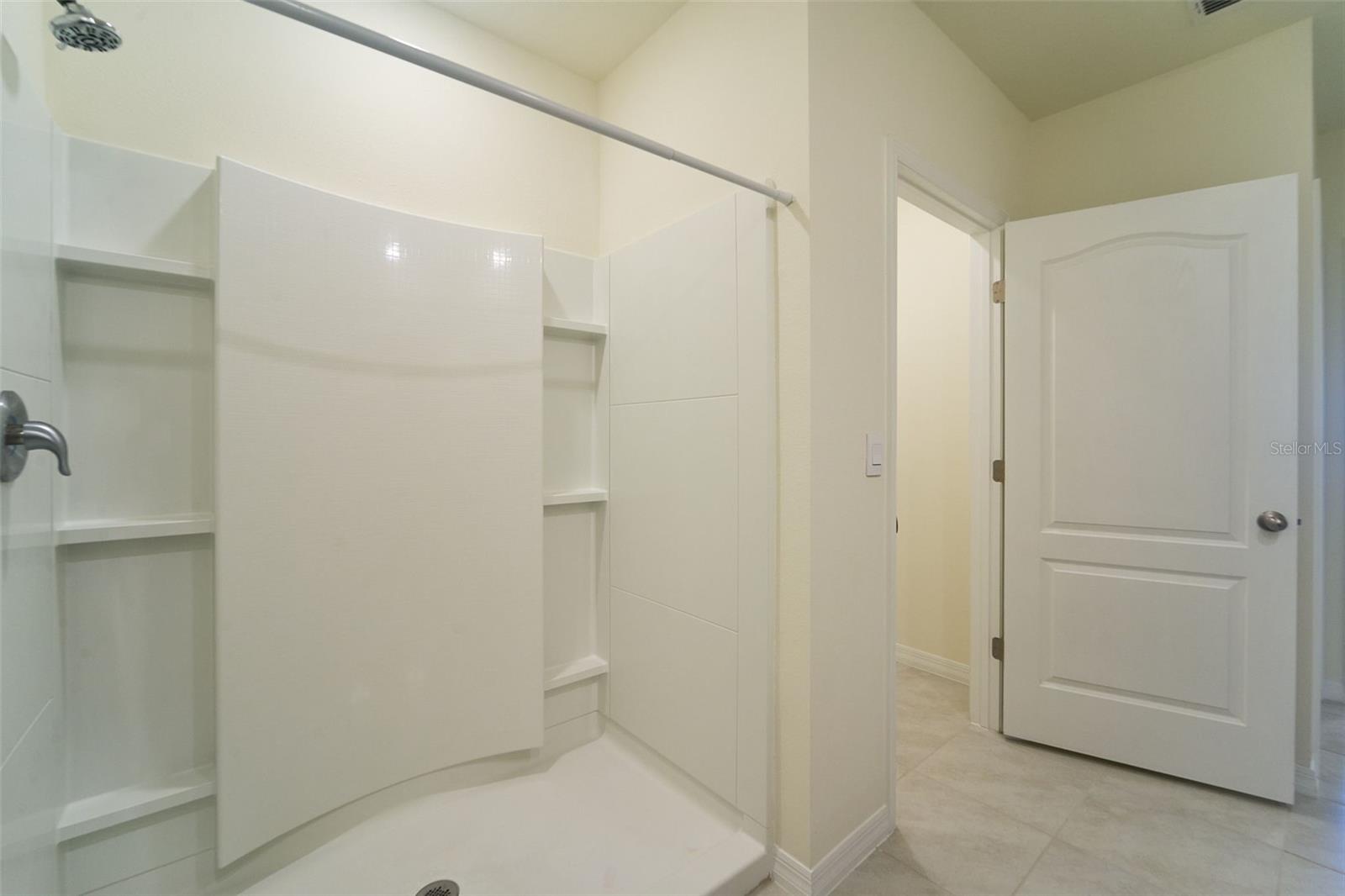 Image 36 of 53 For 167 Auburn Grove Boulevard