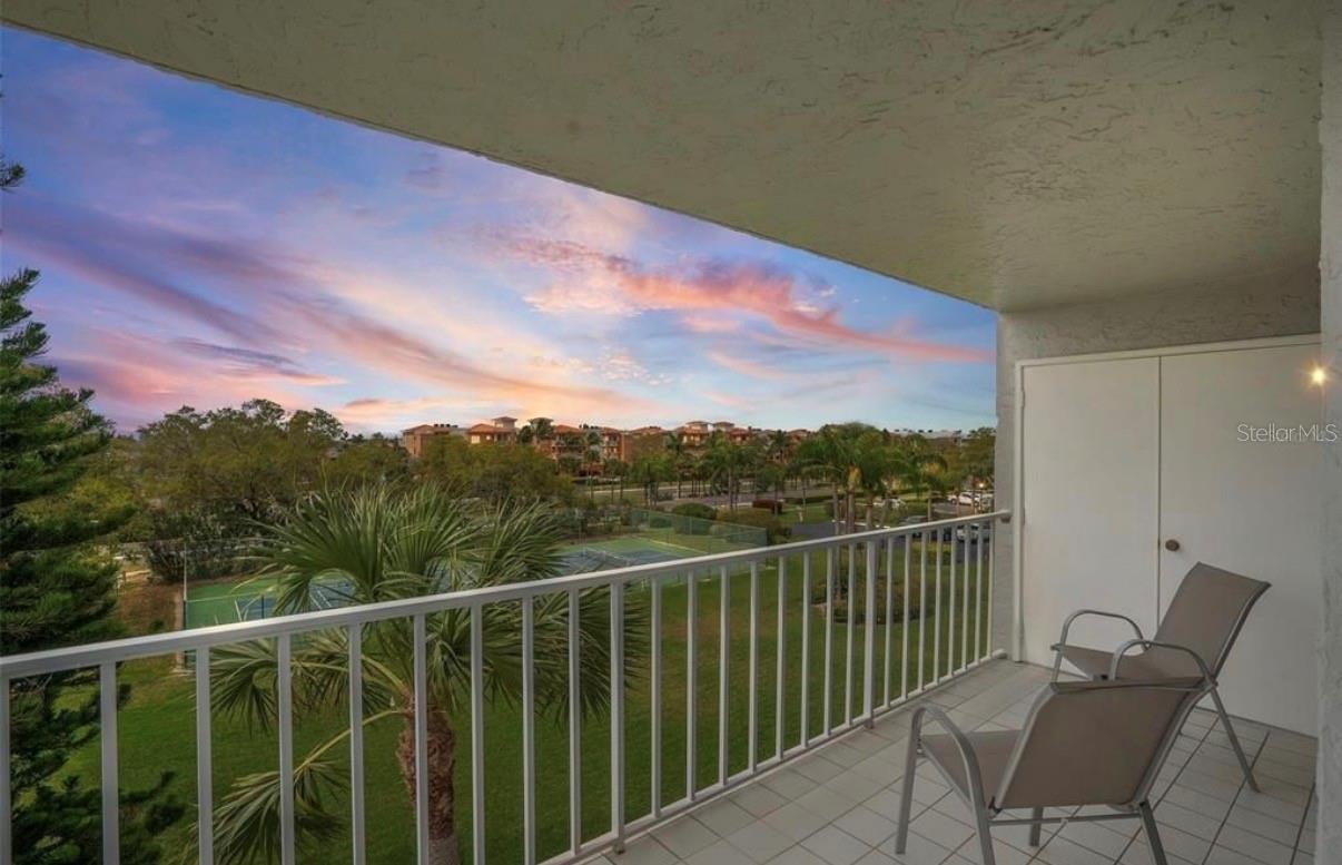 Image 10 of 14 For 719 Pinellas Bayway S 311