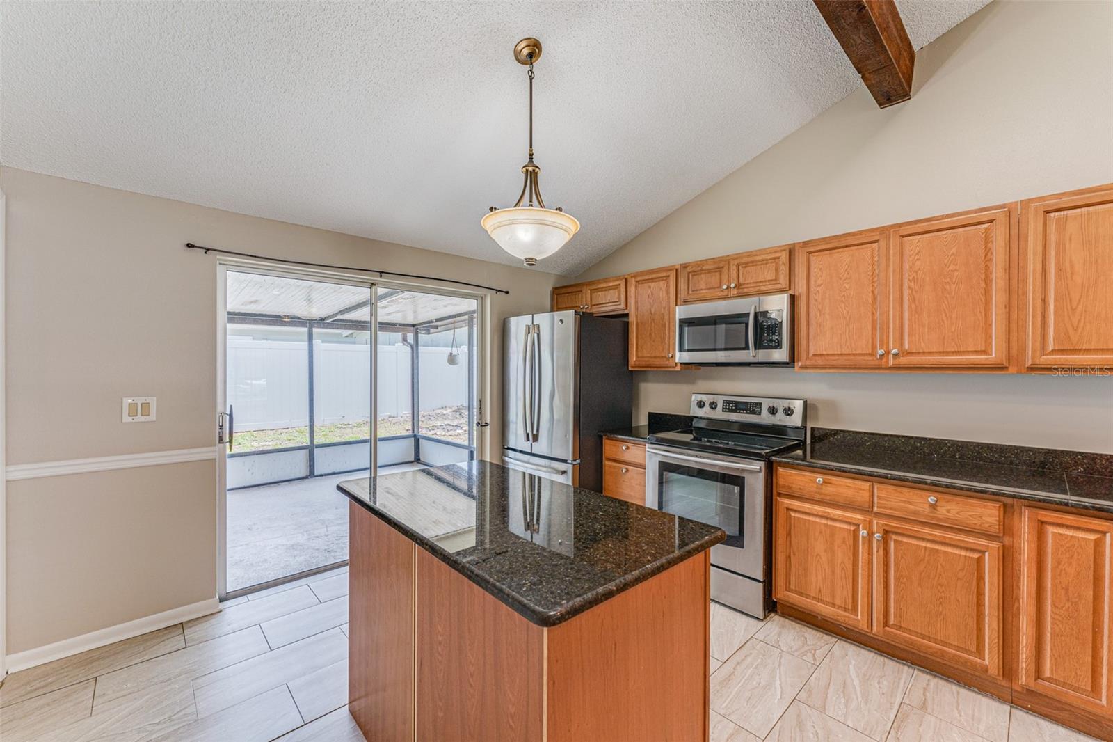 Image 17 of 47 For 16017 Woodpine Drive