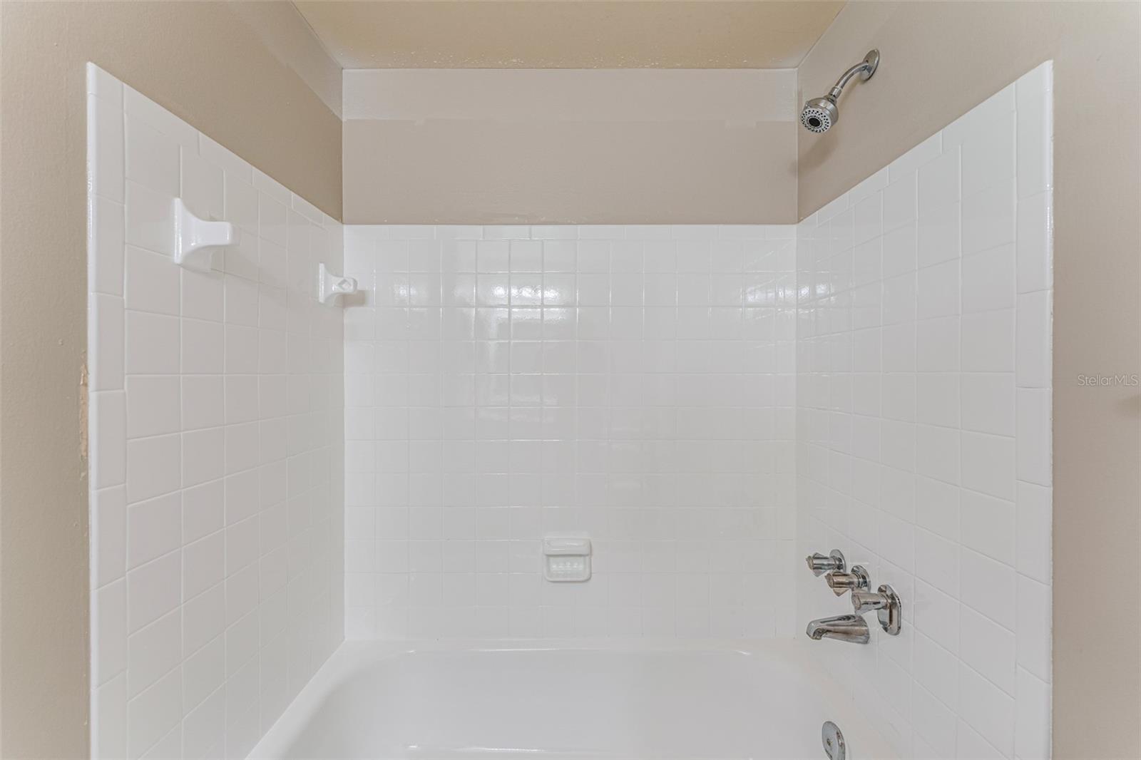 Image 28 of 47 For 16017 Woodpine Drive