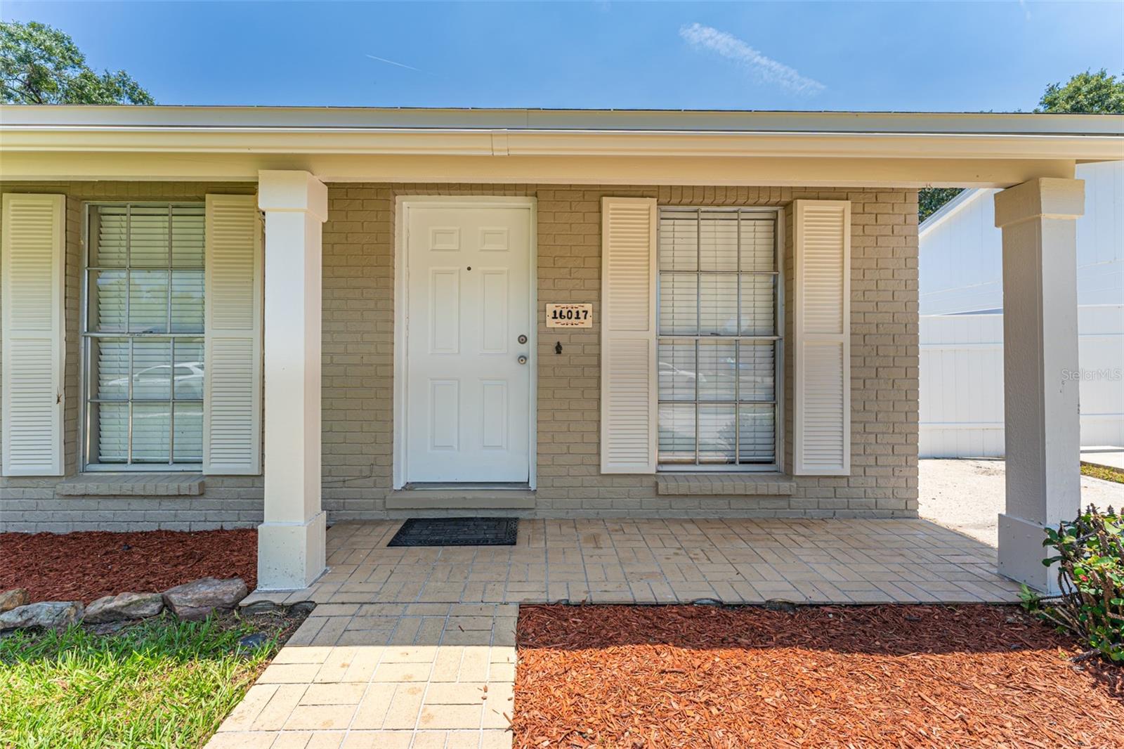 Image 4 of 47 For 16017 Woodpine Drive