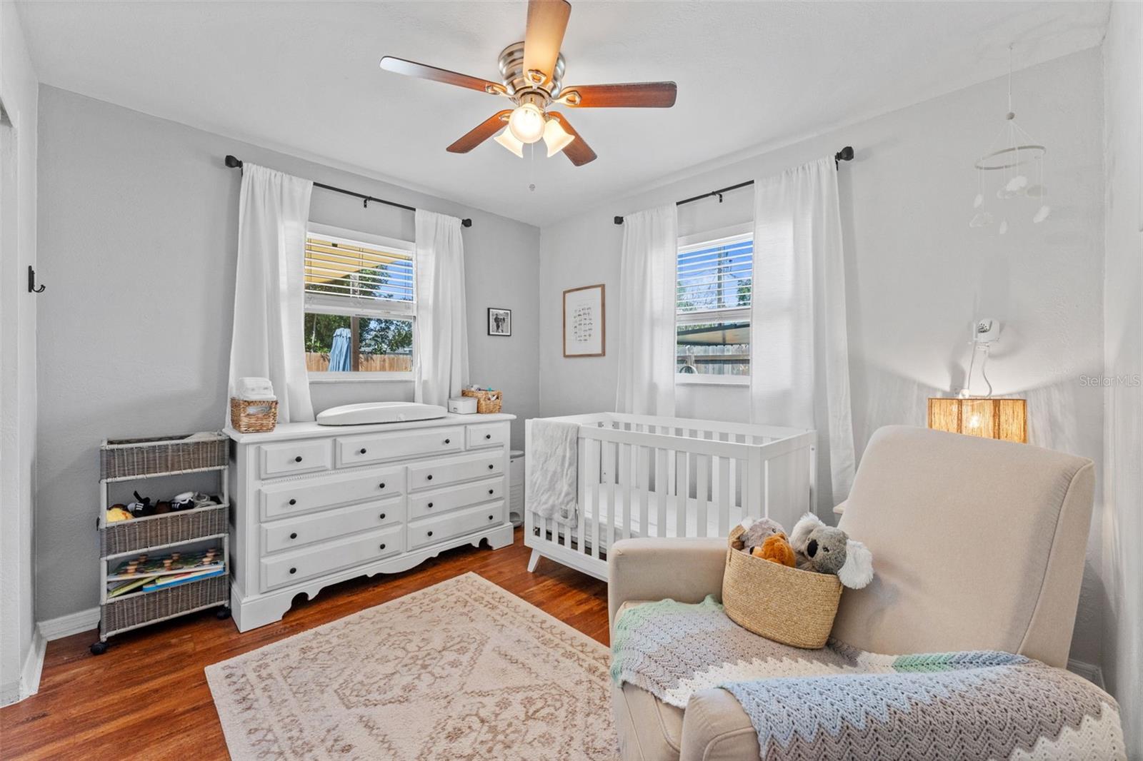 Image 24 of 53 For 251 Davison Avenue Ne