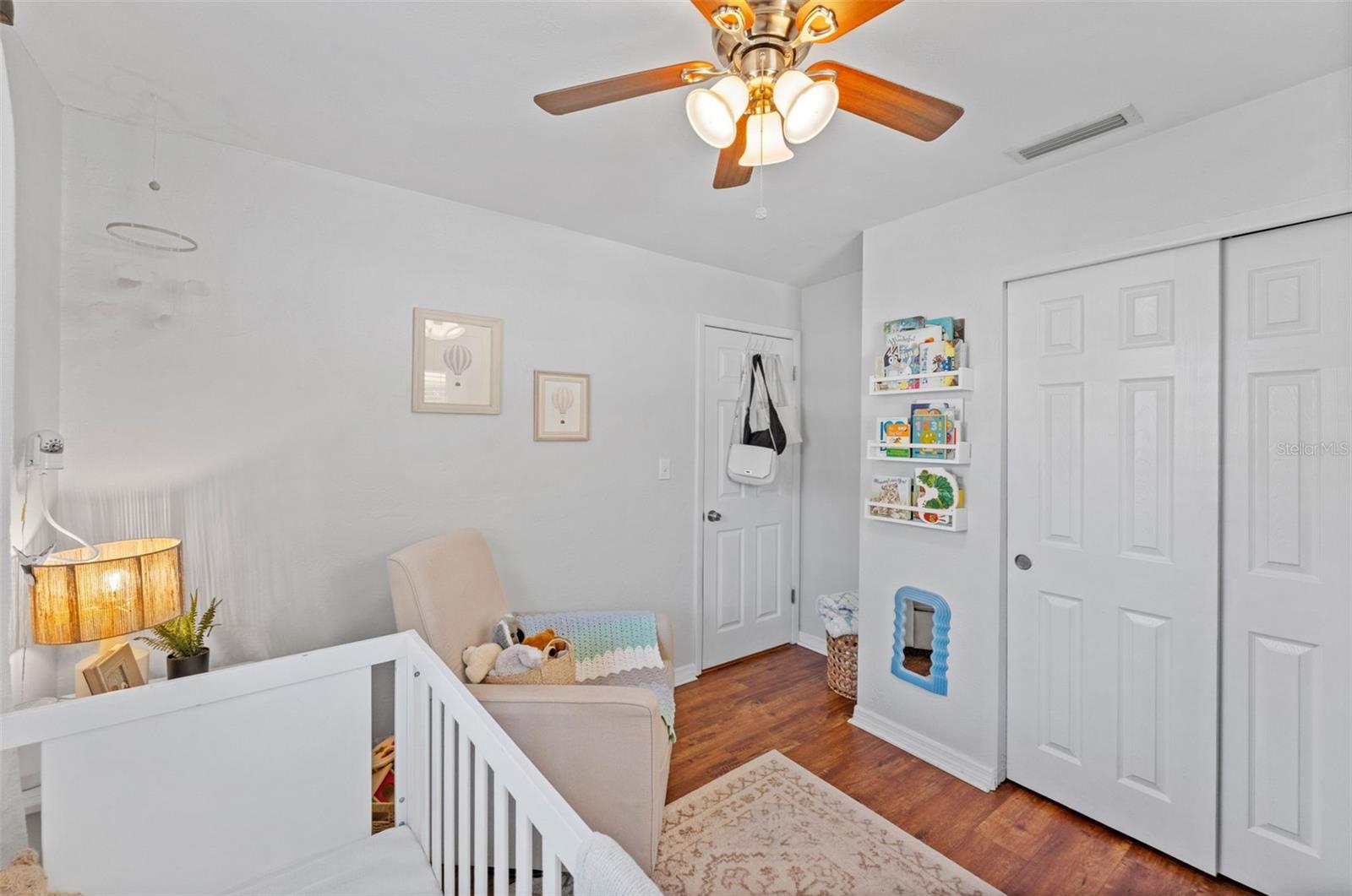 Image 25 of 53 For 251 Davison Avenue Ne