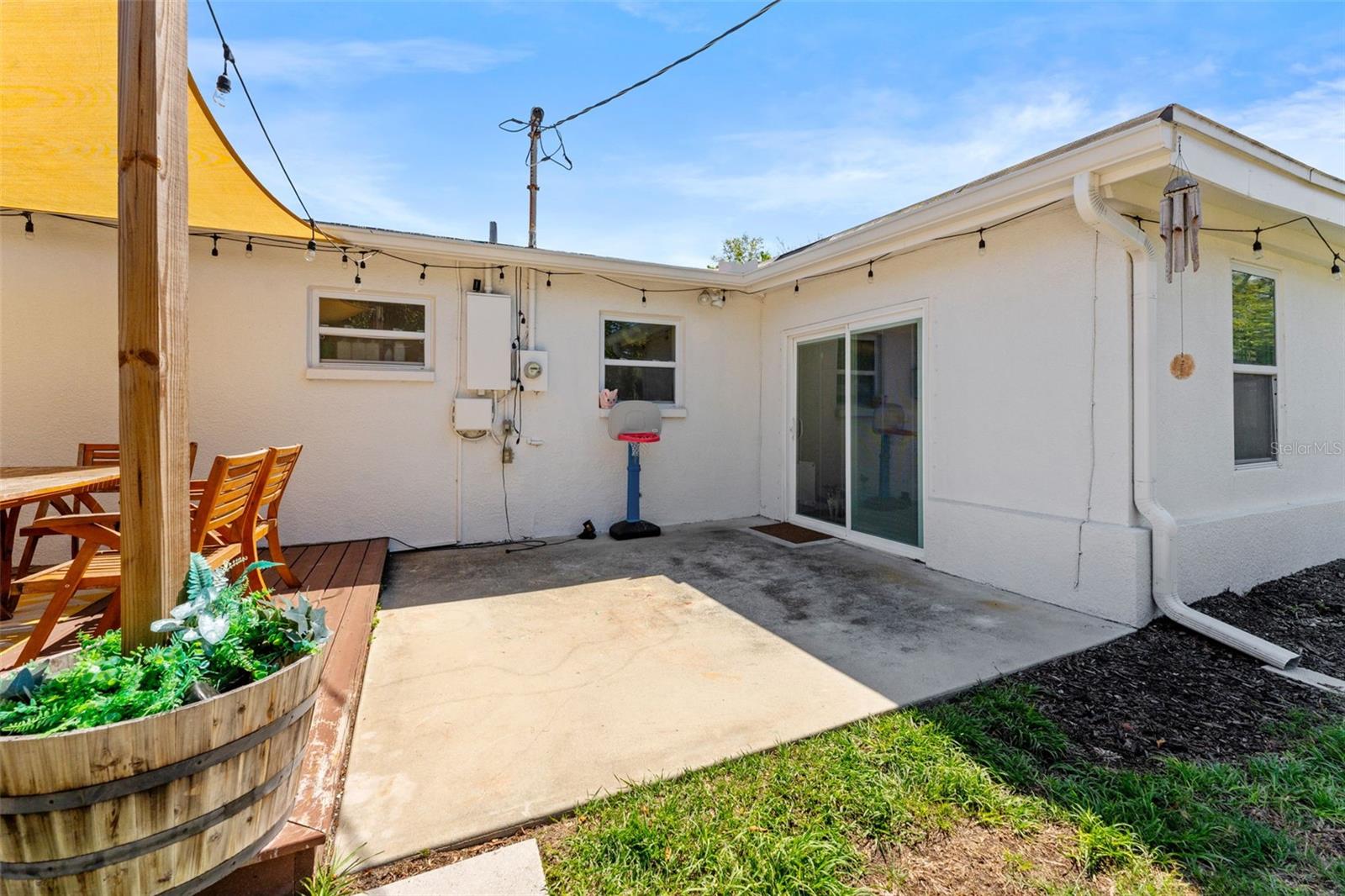 Image 33 of 53 For 251 Davison Avenue Ne