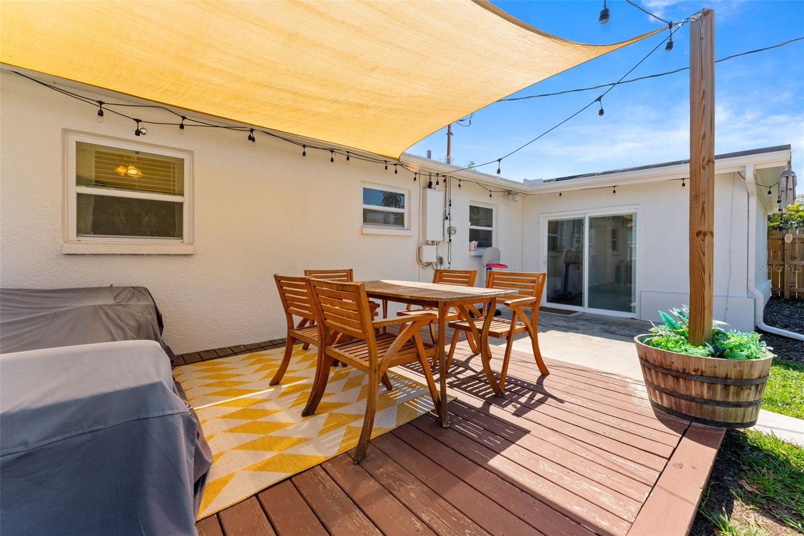 Image 34 of 53 For 251 Davison Avenue Ne