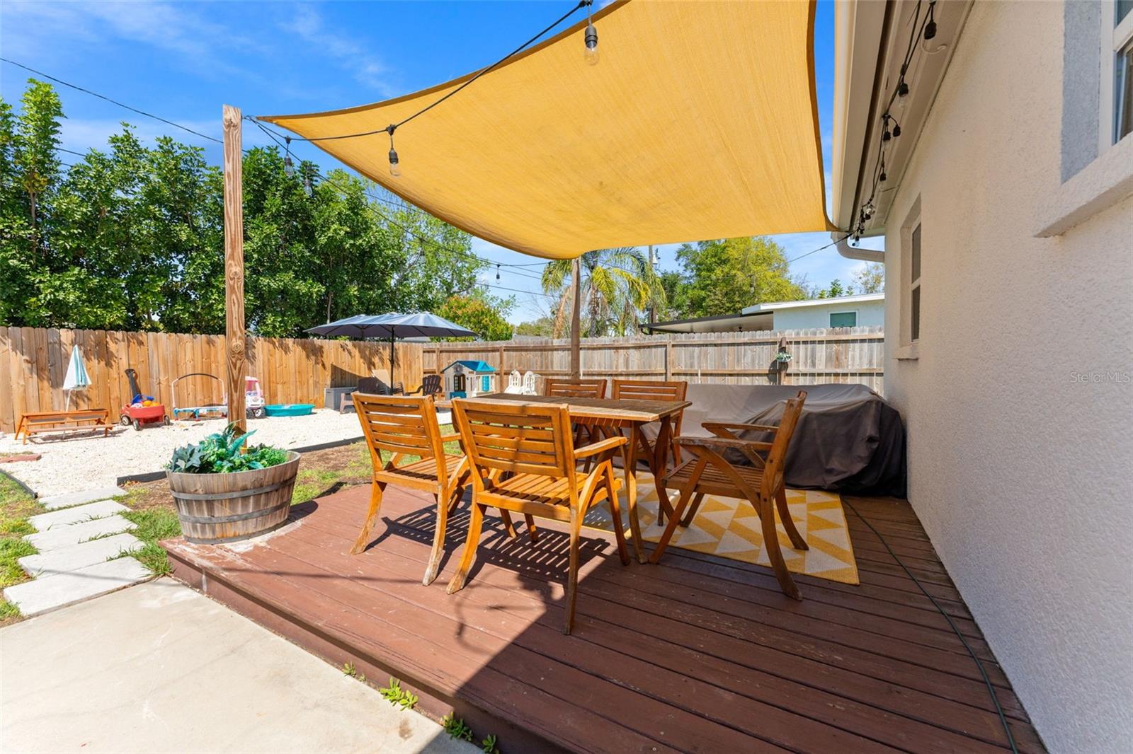 Image 35 of 53 For 251 Davison Avenue Ne