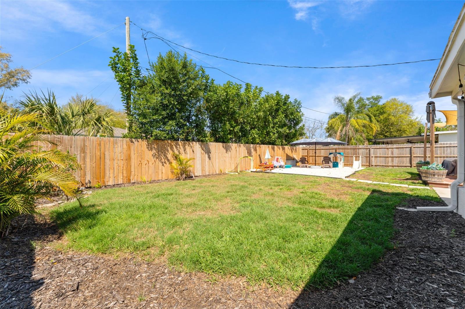 Image 40 of 53 For 251 Davison Avenue Ne