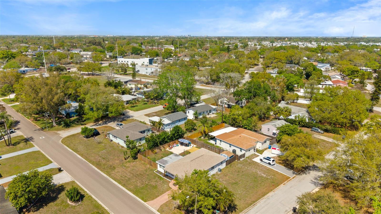 Image 49 of 53 For 251 Davison Avenue Ne