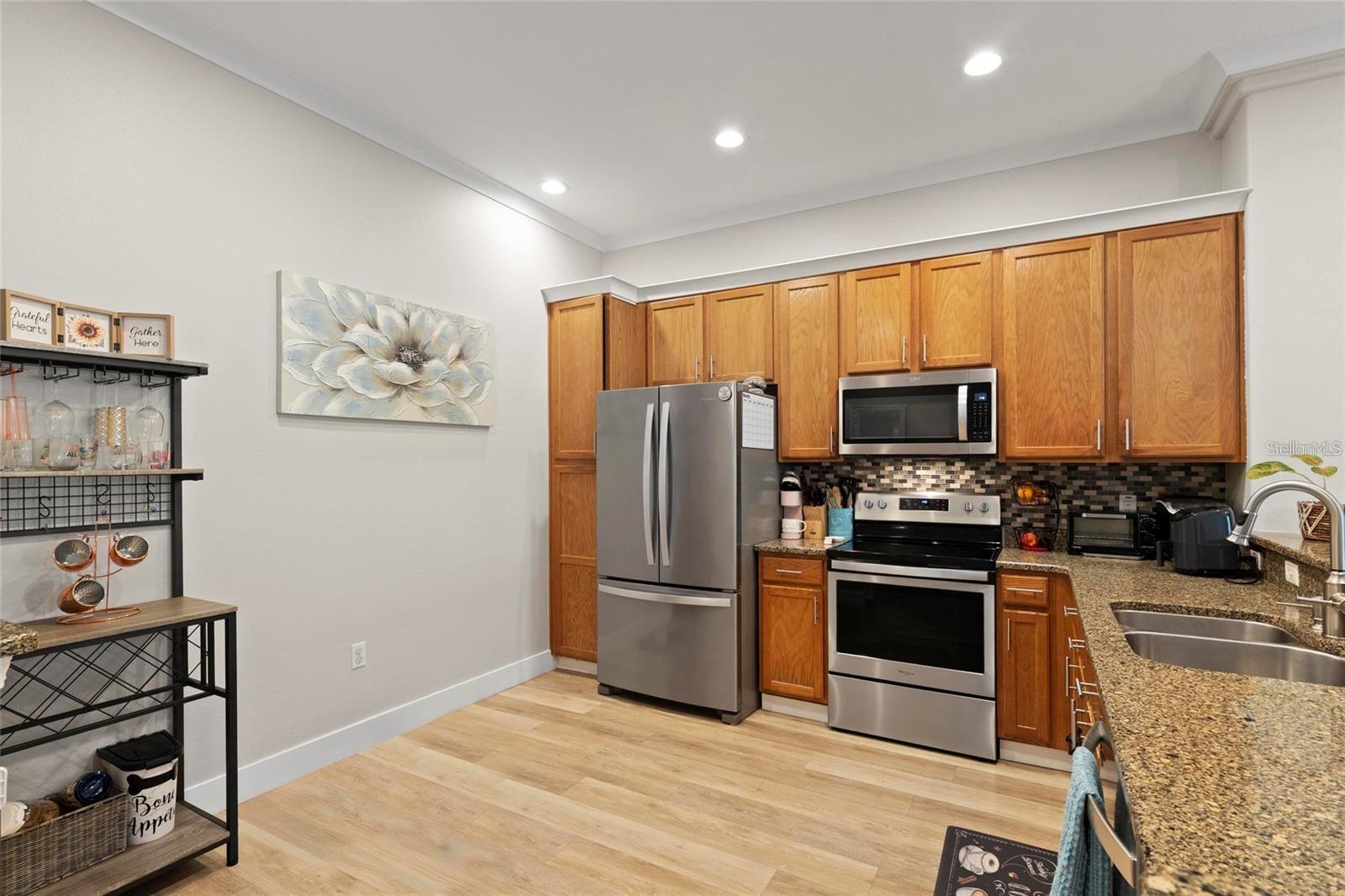 Image 4 of 15 For 1461 Ridge Terrace