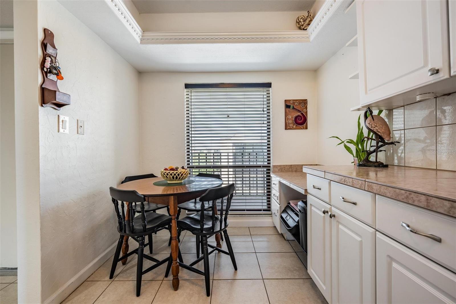 Image 10 of 37 For 2900 Cove Cay Drive 7b