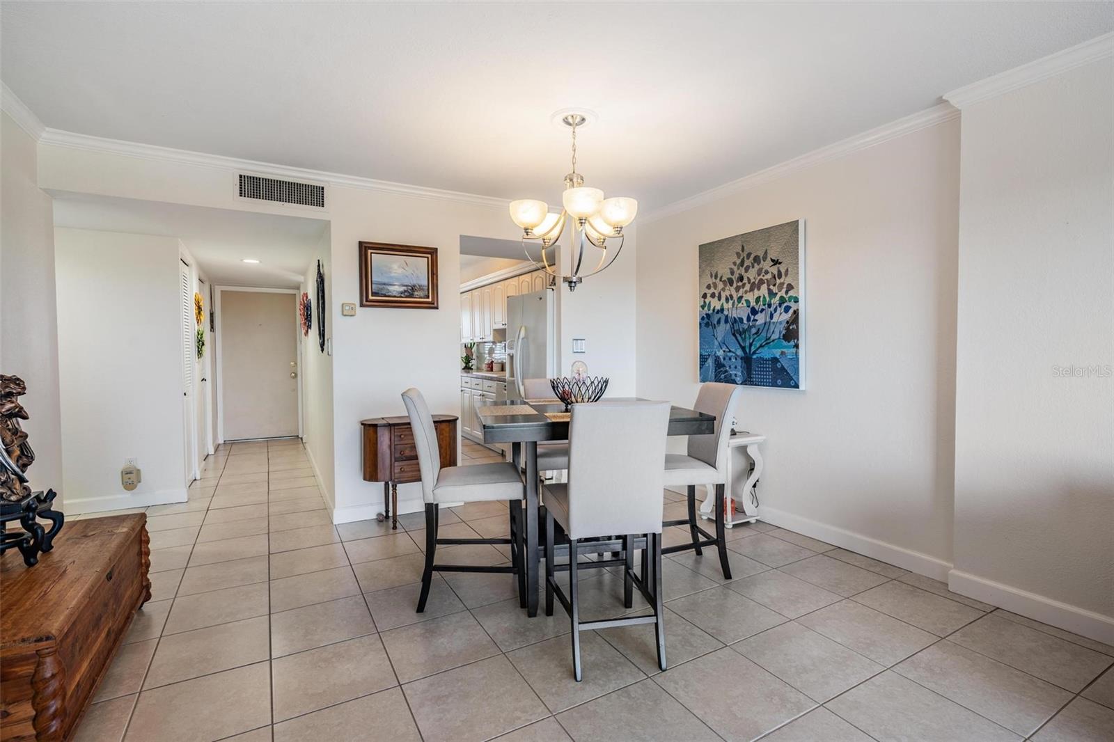 Image 22 of 37 For 2900 Cove Cay Drive 7b