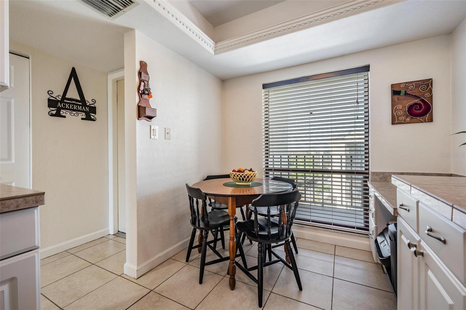 Image 23 of 37 For 2900 Cove Cay Drive 7b