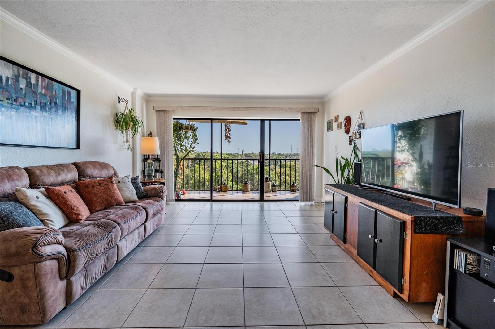 Image 3 of 37 For 2900 Cove Cay Drive 7b