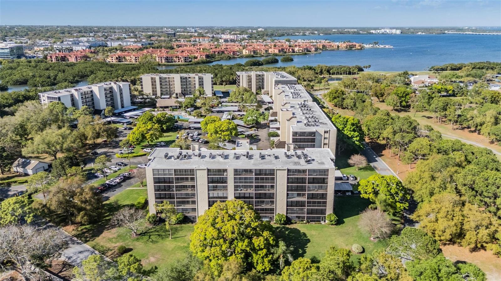 Image 31 of 37 For 2900 Cove Cay Drive 7b