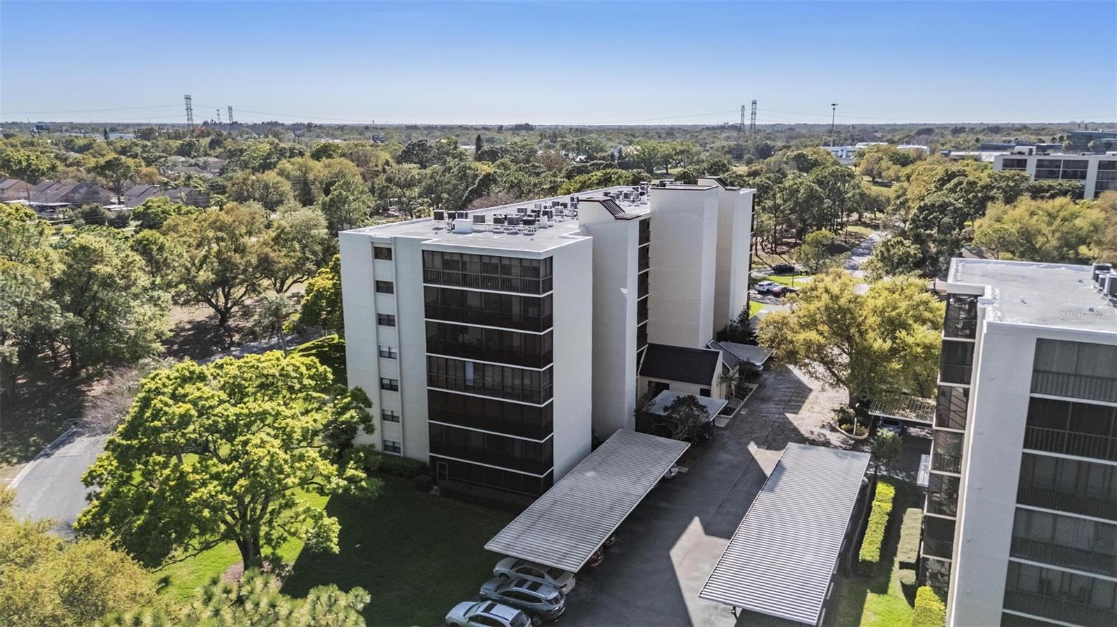 Image 37 of 37 For 2900 Cove Cay Drive 7b