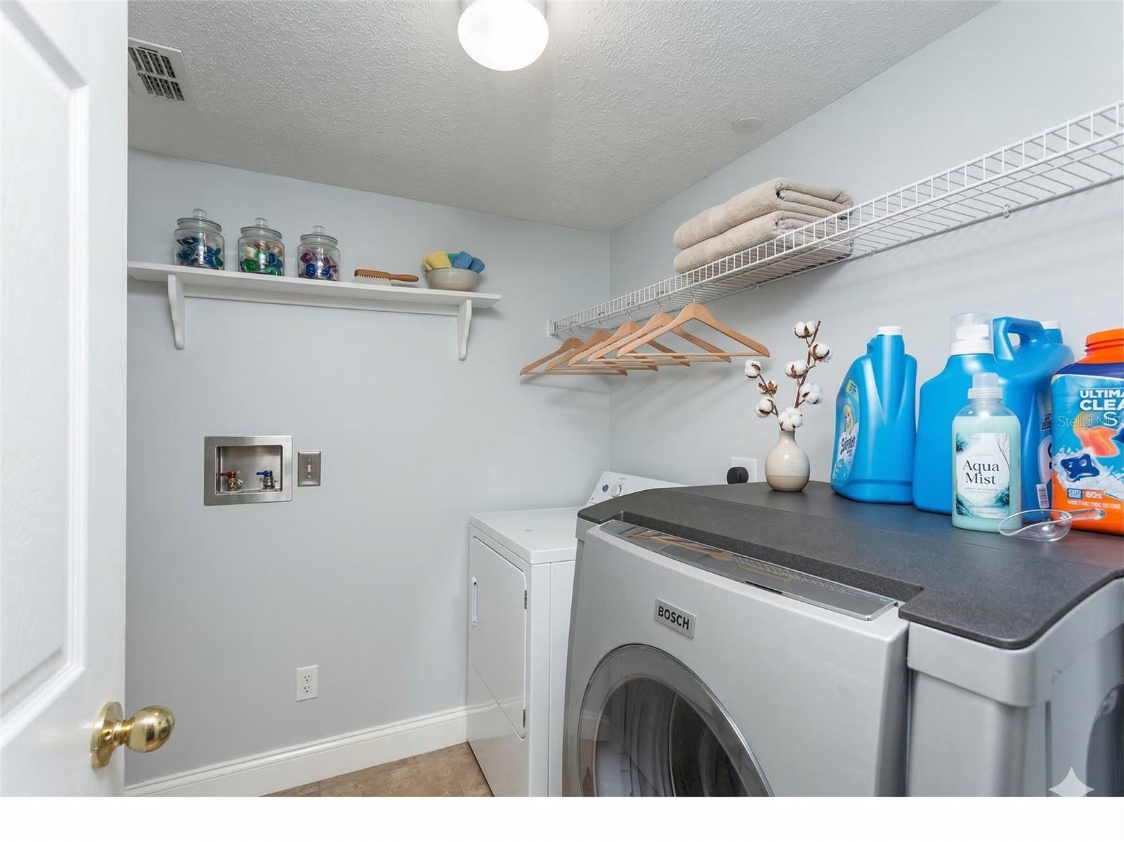 Image 10 of 15 For 6056 Kaley Drive