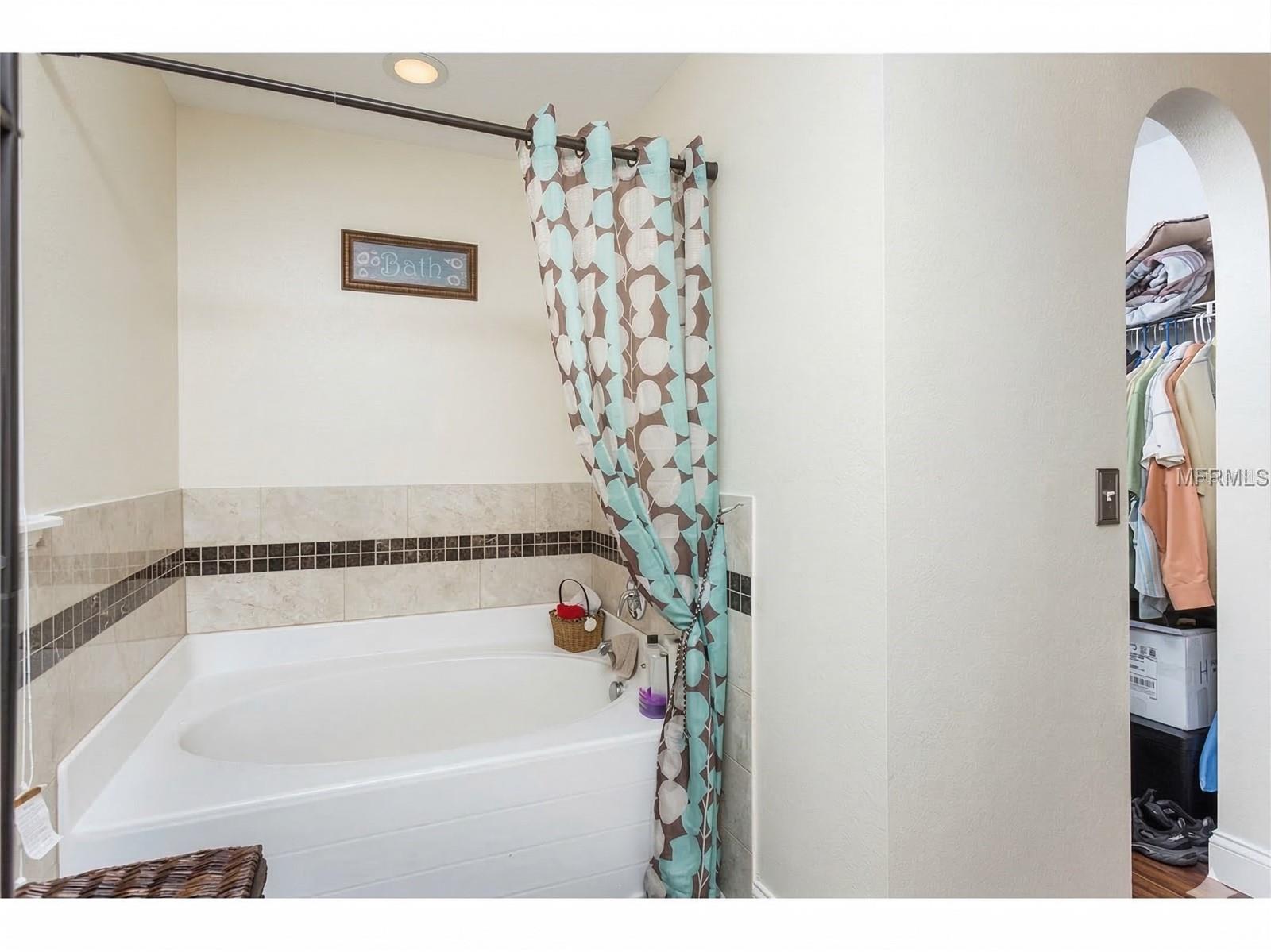 Image 9 of 15 For 6056 Kaley Drive