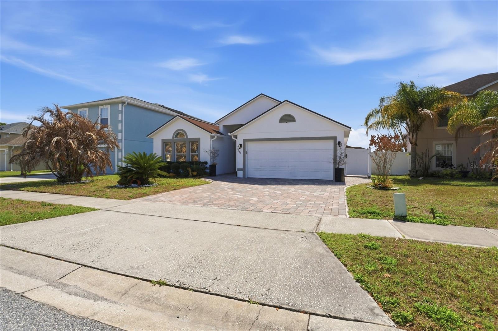 Image 12 of 37 For 10608 Laxton Street