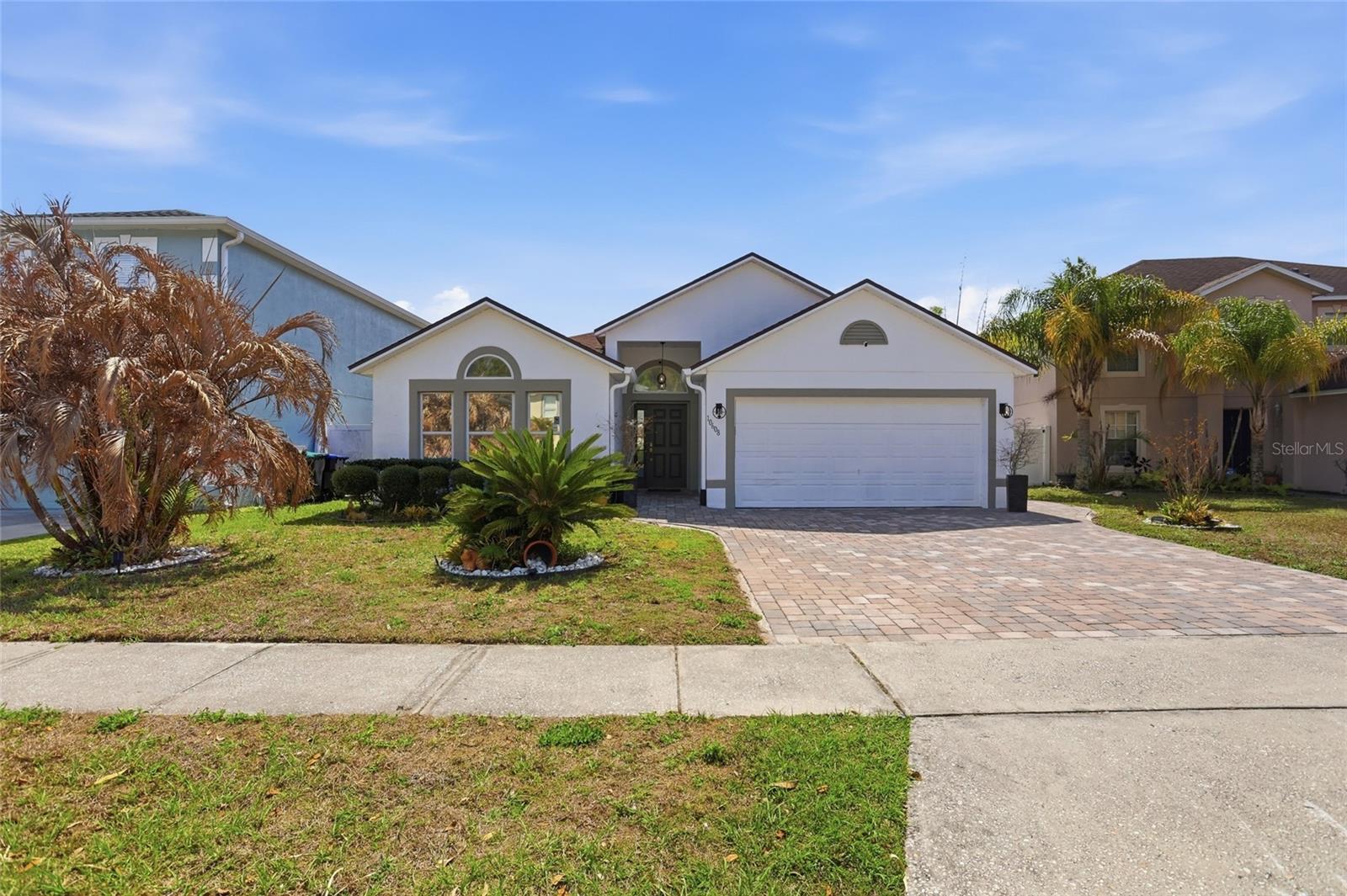 Image 13 of 37 For 10608 Laxton Street