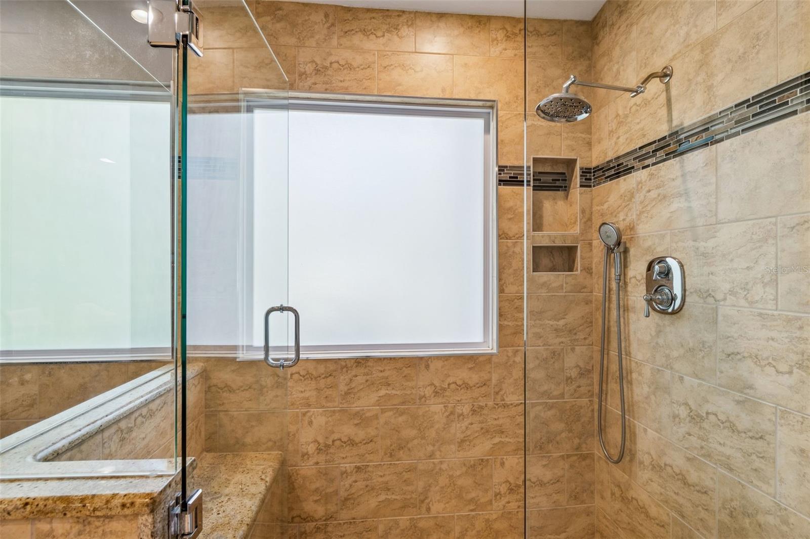 Image 28 of 95 For 160 Sage Circle