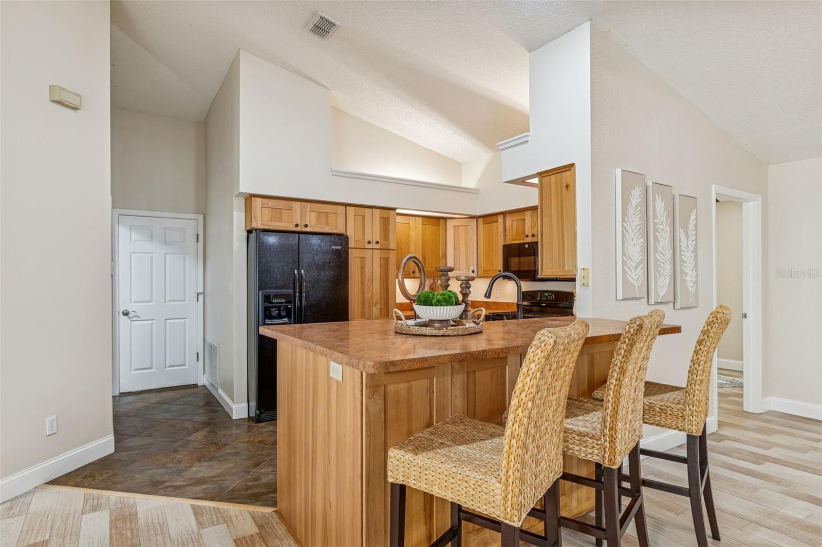 Image 35 of 95 For 160 Sage Circle