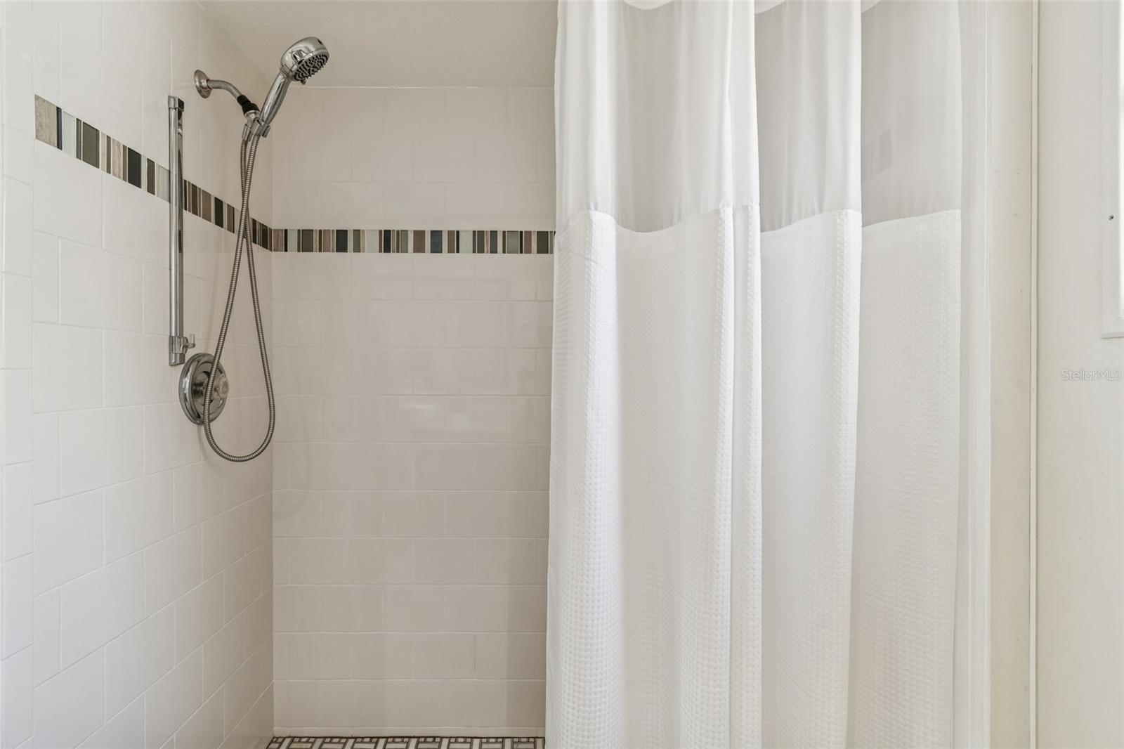 Image 49 of 95 For 160 Sage Circle