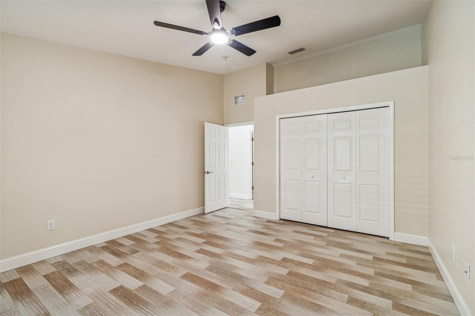 Image 63 of 95 For 160 Sage Circle