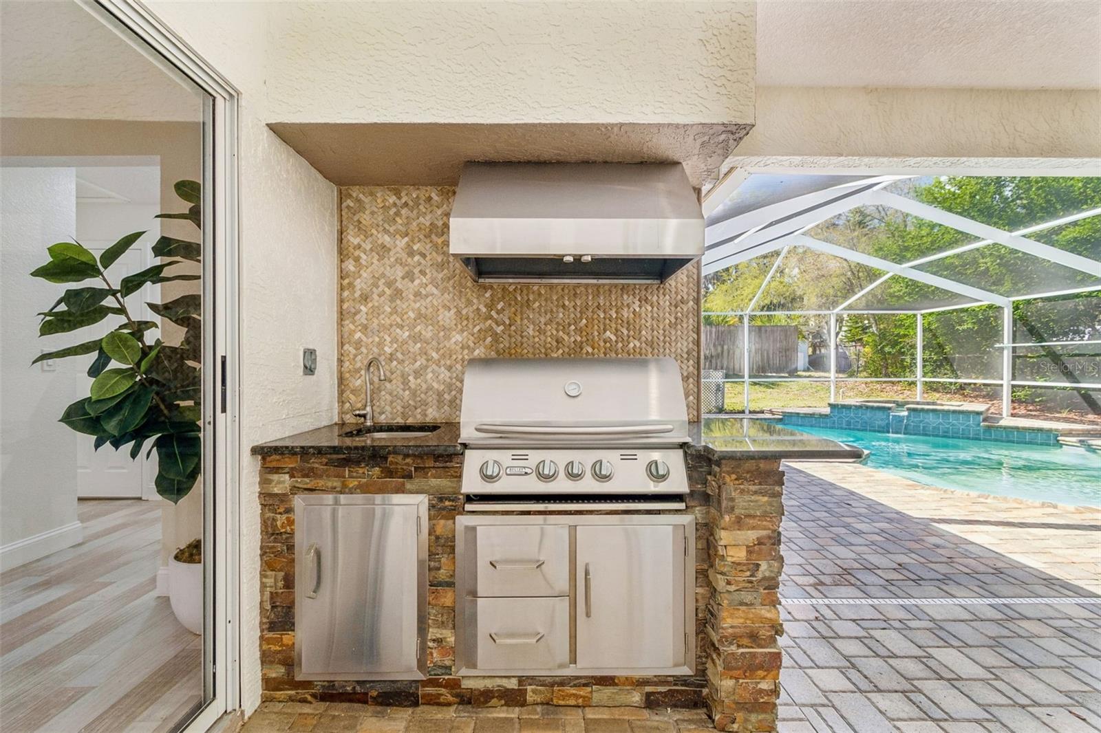 Image 71 of 95 For 160 Sage Circle