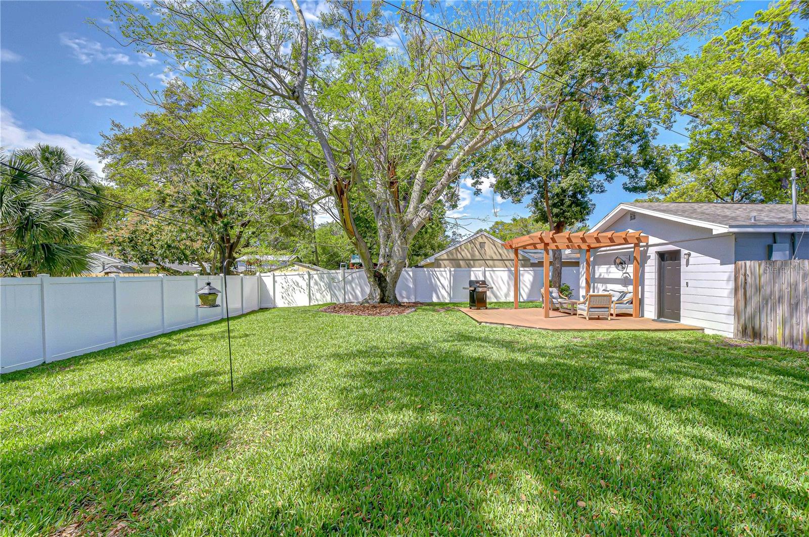 Image 2 of 25 For 4712 Tambay Avenue