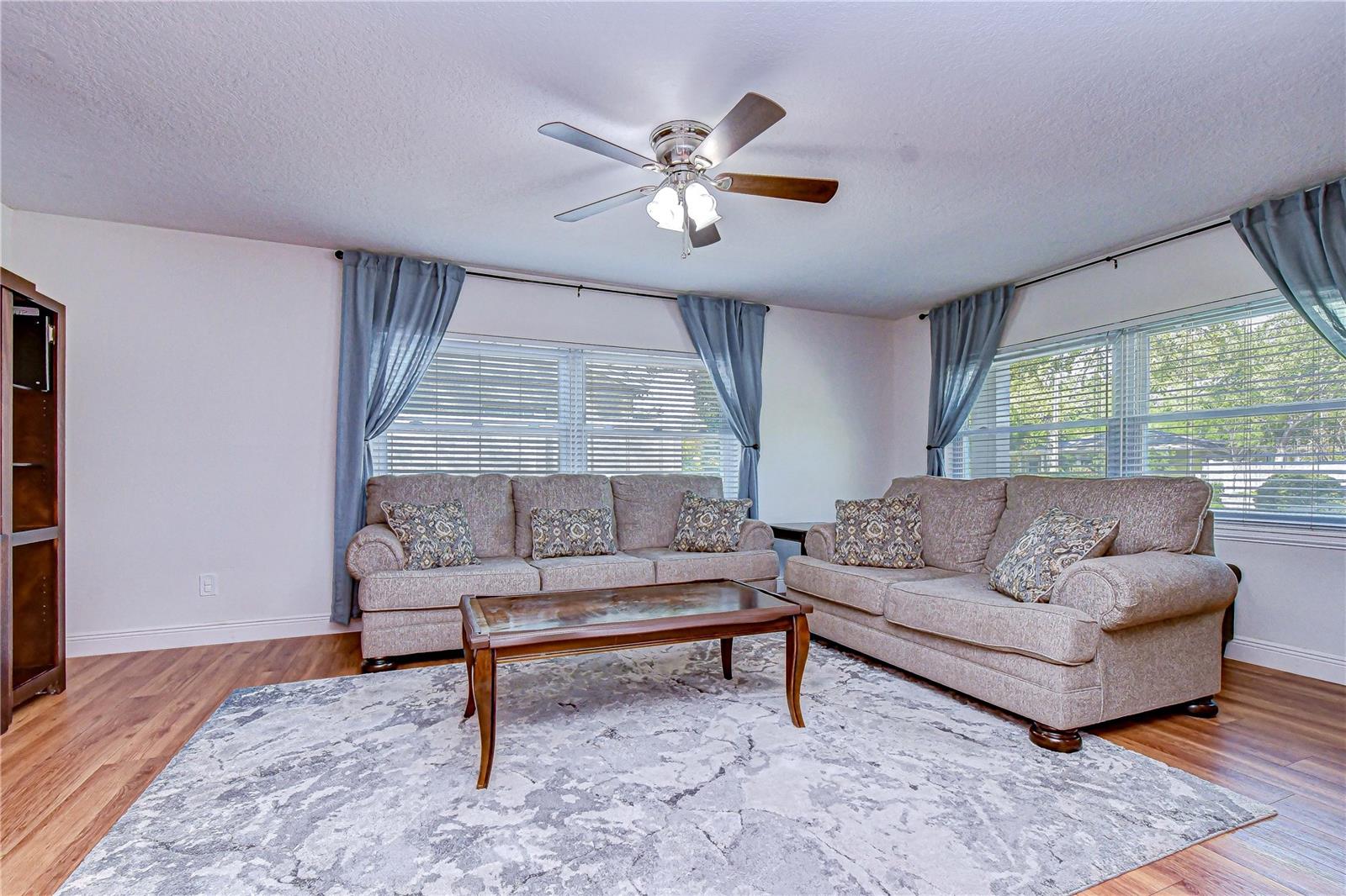 Image 7 of 25 For 4712 Tambay Avenue