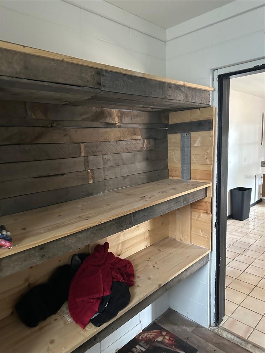 Image 24 of 30 For 507 8th Street Se