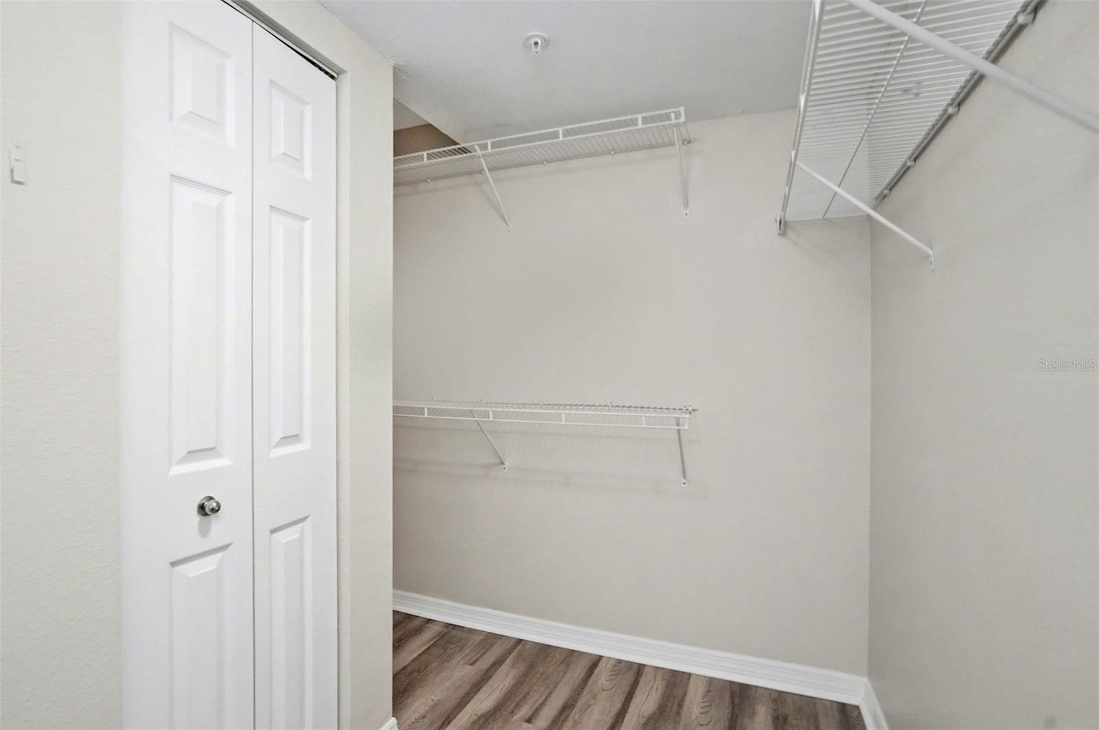 Image 15 of 28 For 406 Cedar Avenue 505