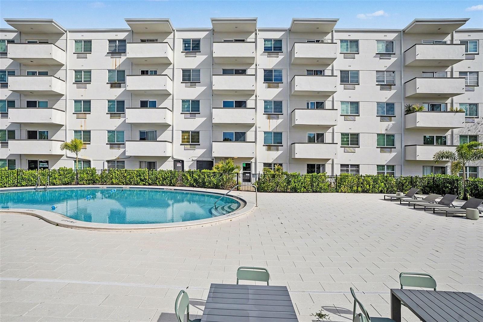 Image 2 of 28 For 406 Cedar Avenue 505